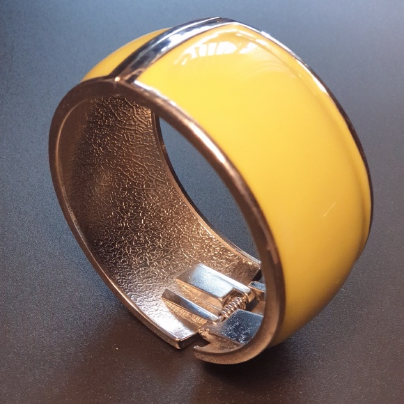 Vintage enamel bracelet - Picture 2 of 4